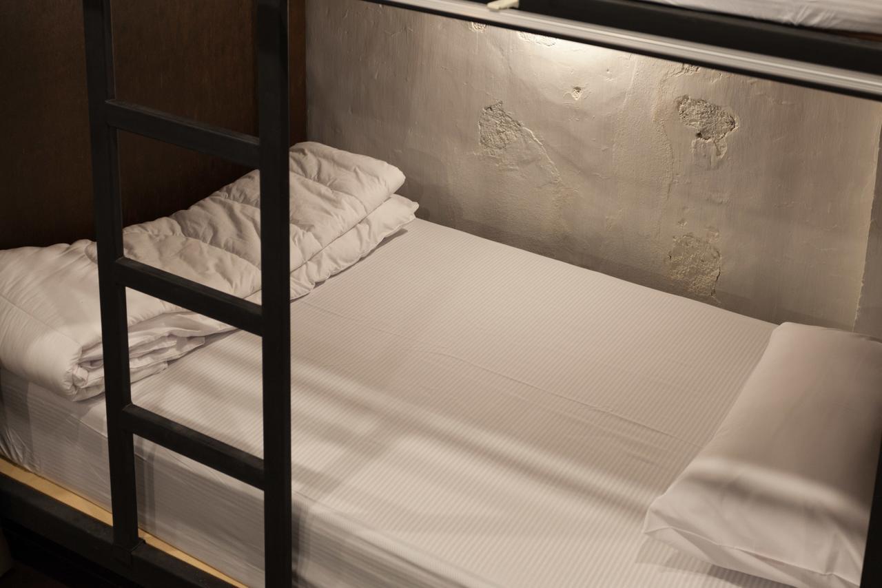 Feel Good Hostel Пхукет Экстерьер фото